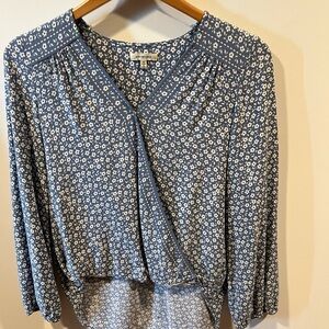 Max Studio Blue and White Floral Blouse